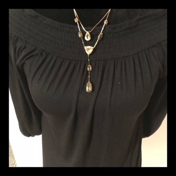 Zenana Black Top - Picture 2 of 8